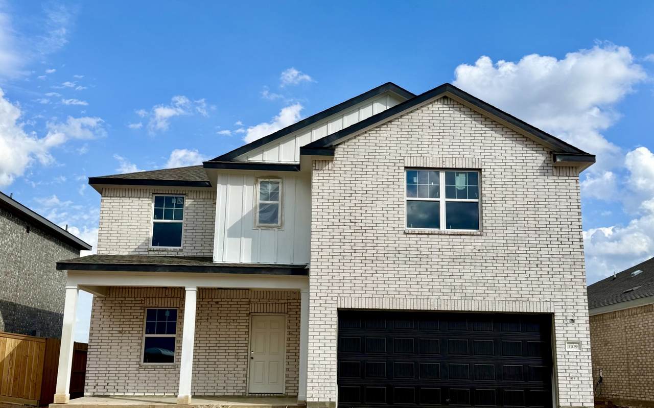 1109 Sunlit Circle - Photo 1