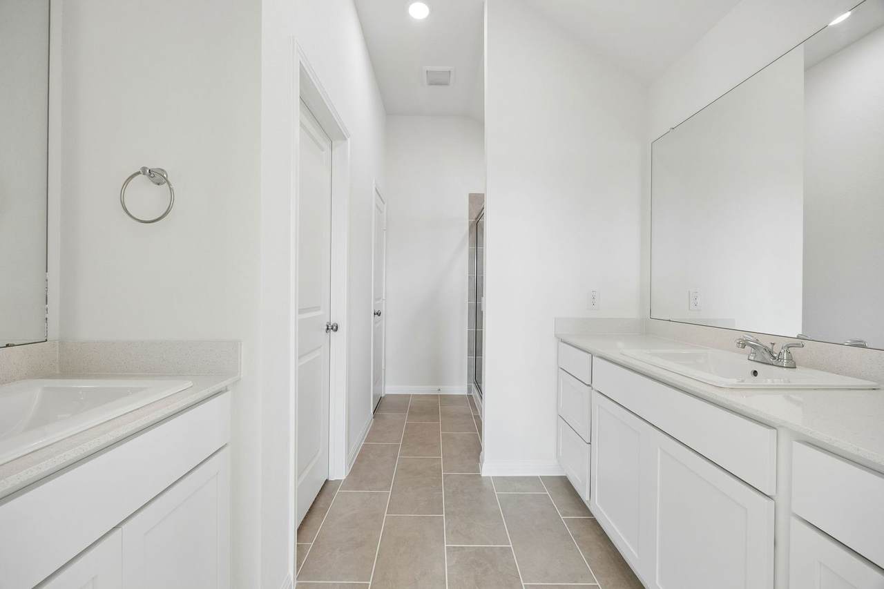 31018 Rena Coast Drive - Photo 1