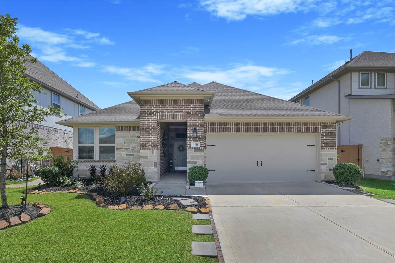 11918 Clearview Cove Drive - Photo 1