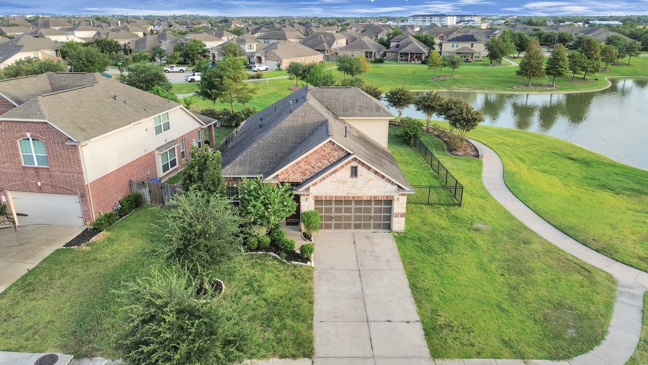 20610 Arrow Falls Lane - Photo 1