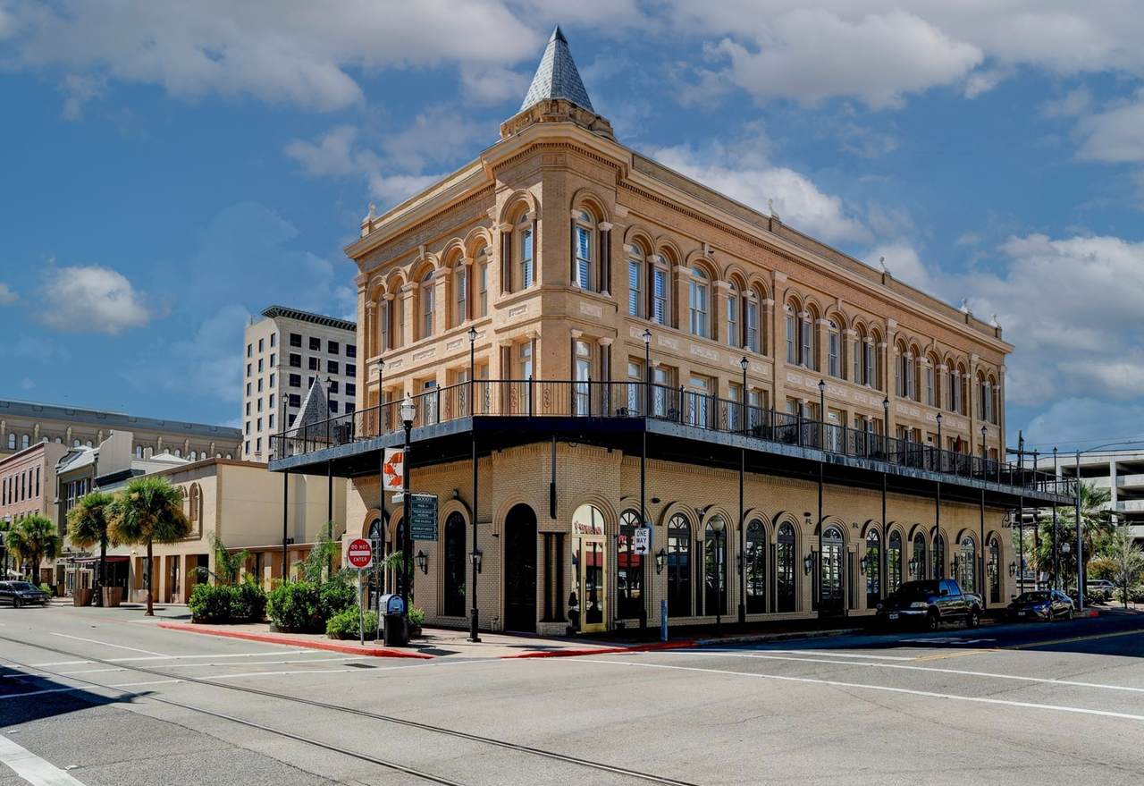 2102 Post Office Street - Photo 1