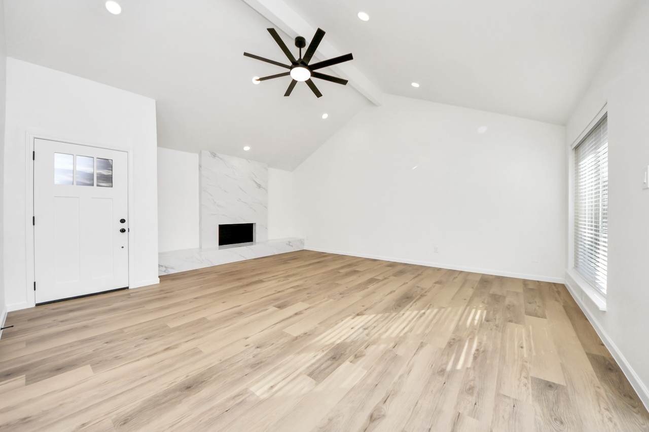 3305 Avenue R - Photo 1