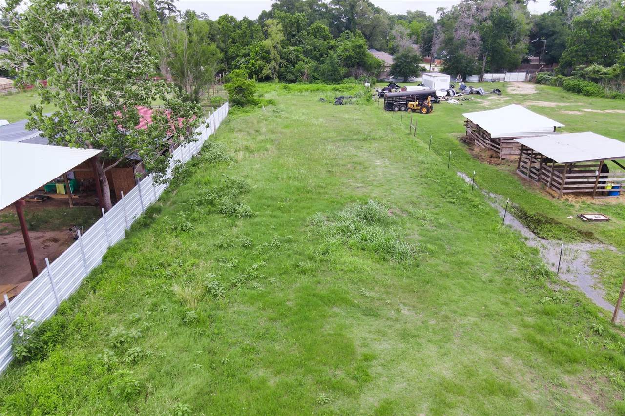 2216 Wilburforce Street - Photo 1