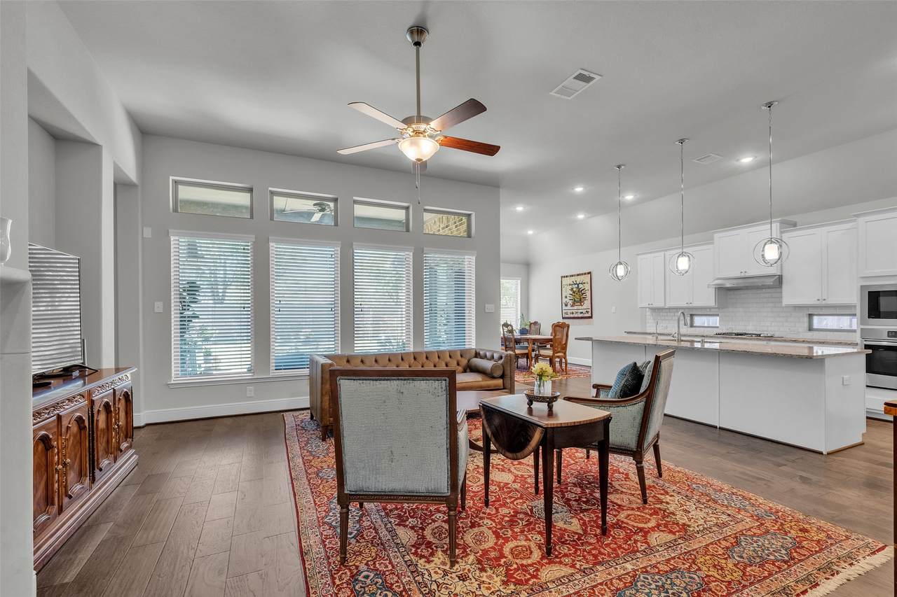2627 Country Lane - Photo 1