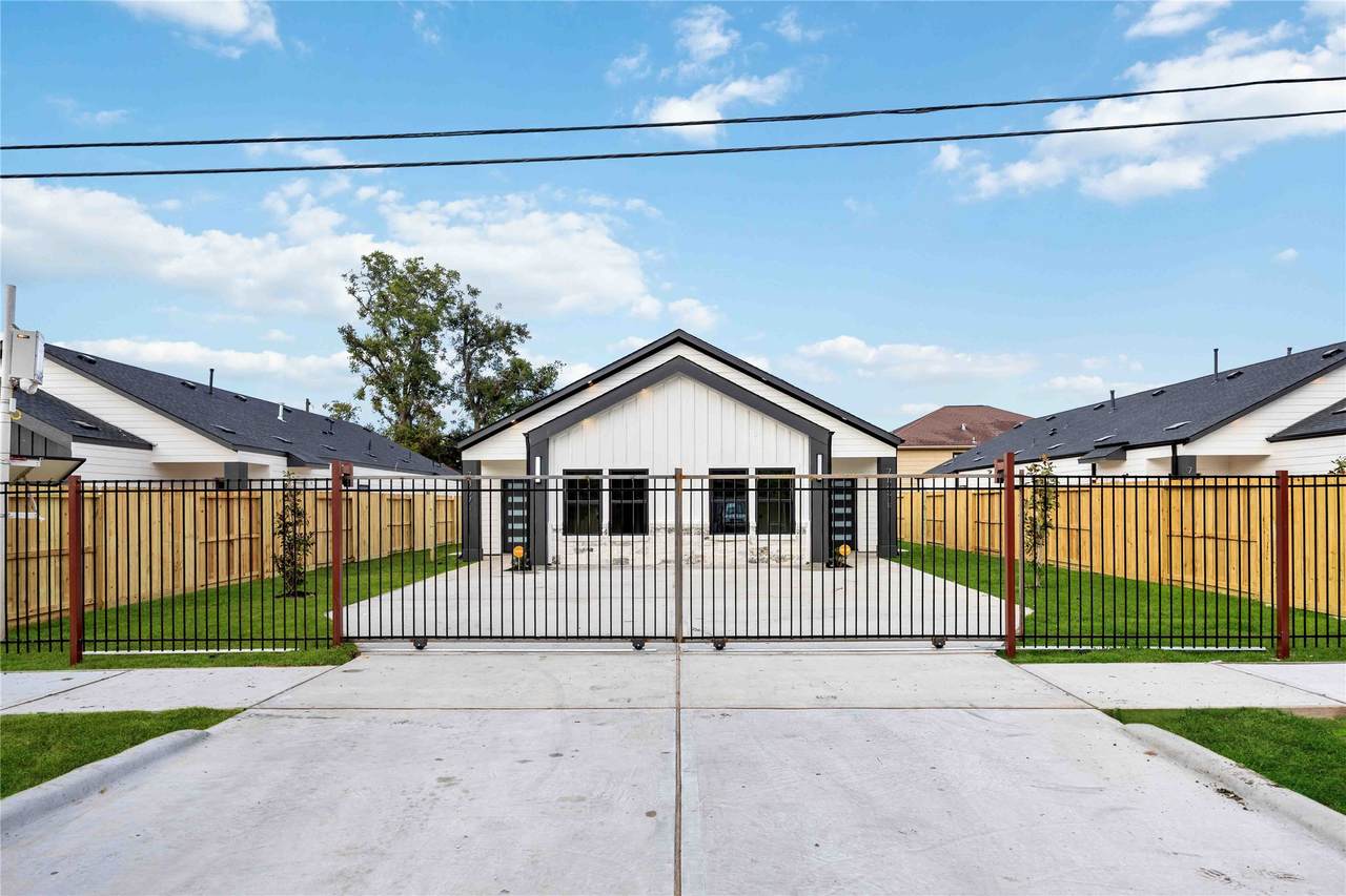 7807 Sandra Street - Photo 1