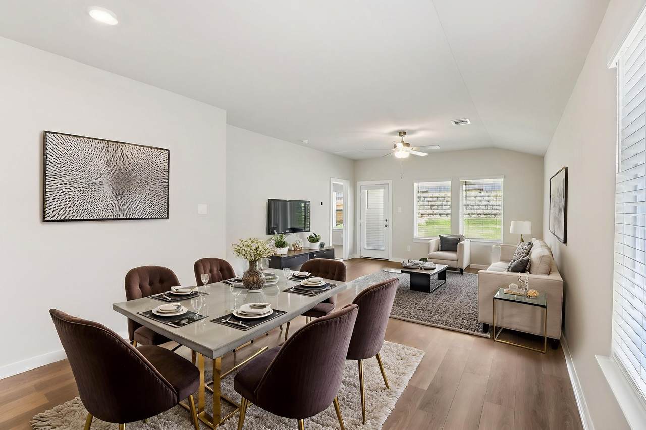 1900 Velvet Oak Lane - Photo 1
