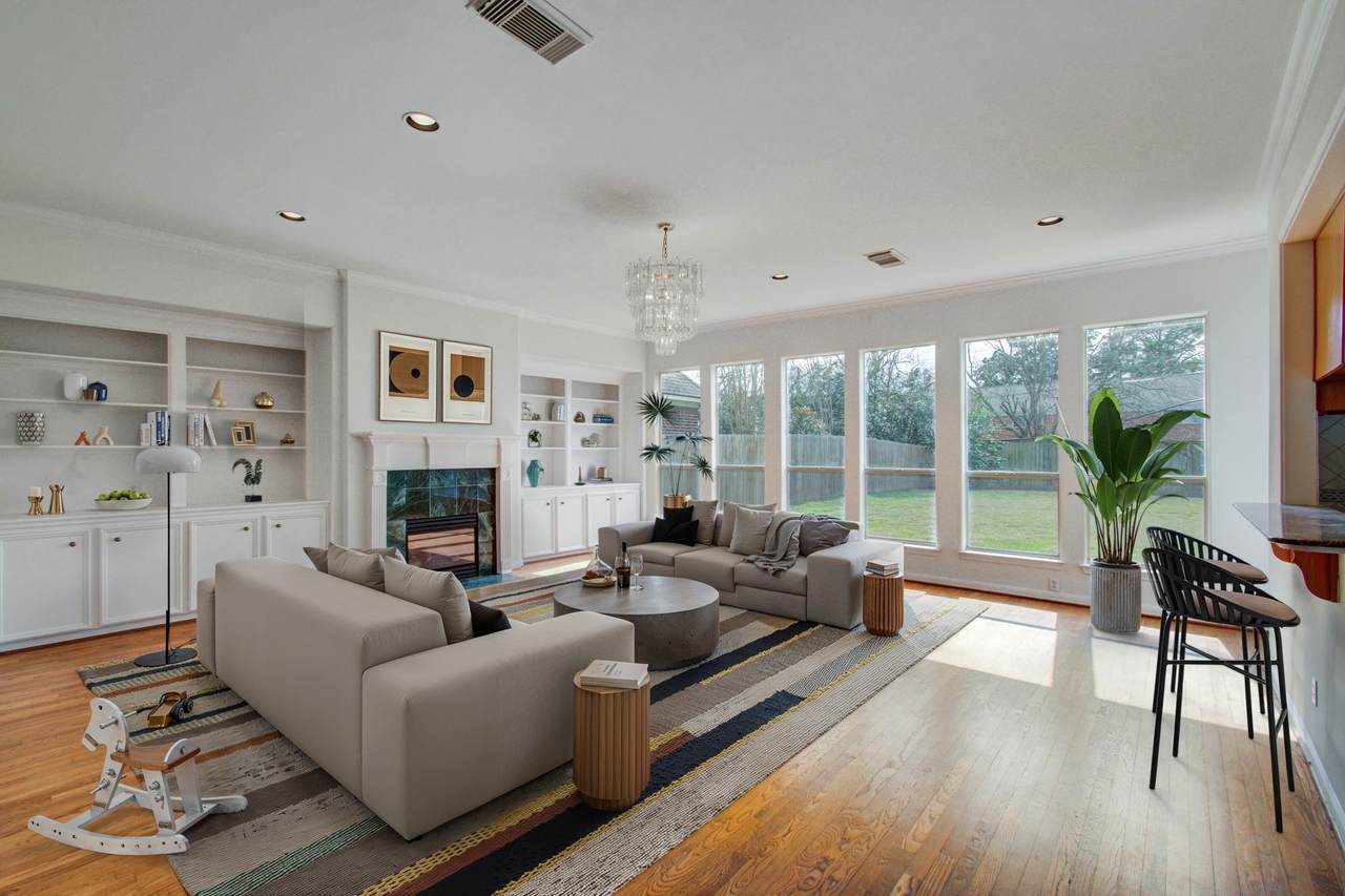 5425 Loch Lomond Drive - Photo 1