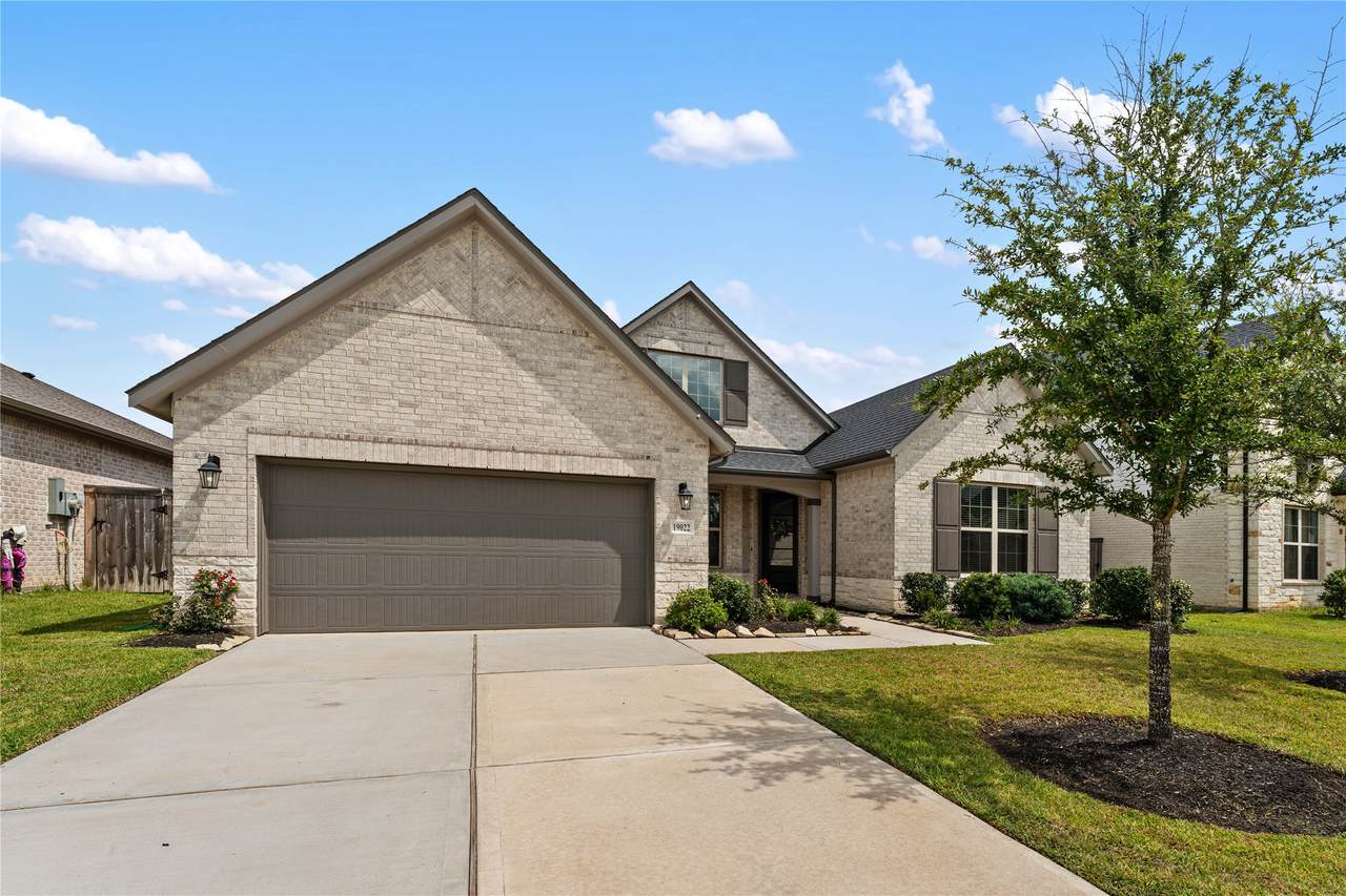 19022 Dappled Mare Circle - Photo 1