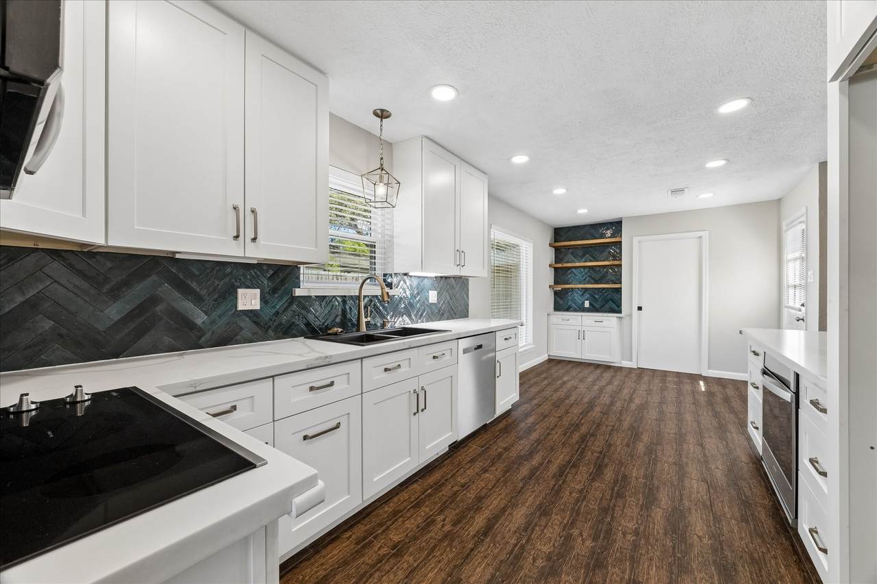 1018 El Dorado Boulevard - Photo 1