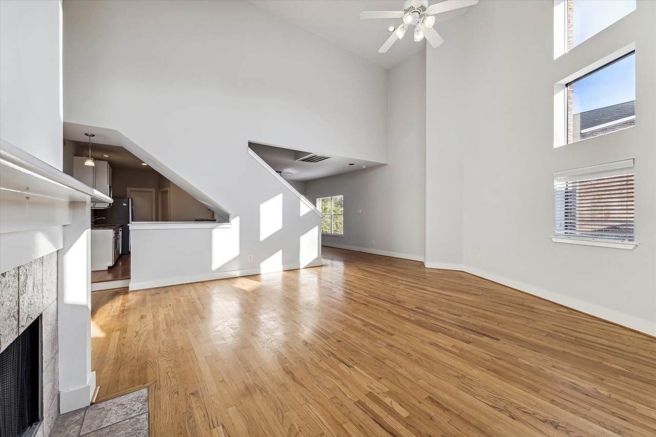 9710 Riddlewood Lane - Photo 1