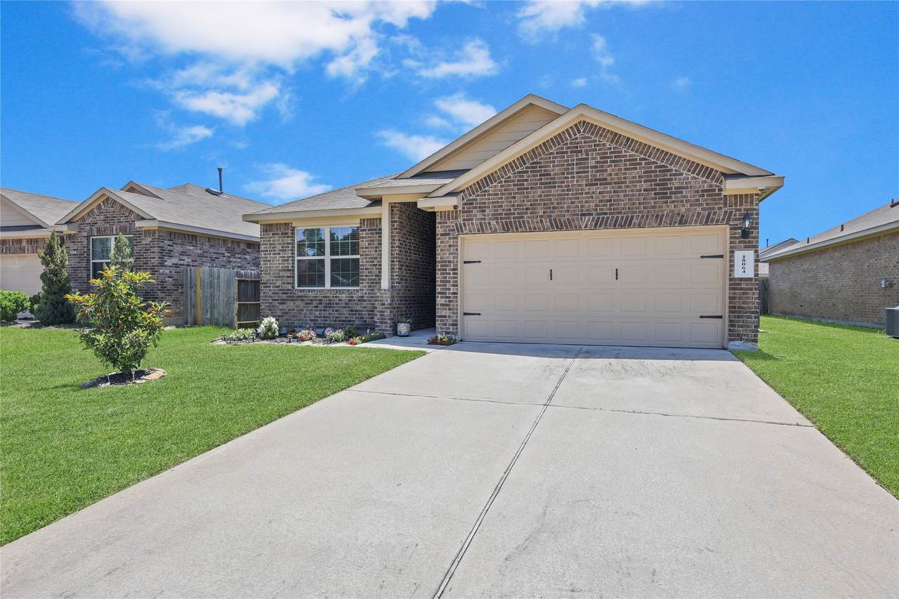 18064 Atwood Mill Drive - Photo 1
