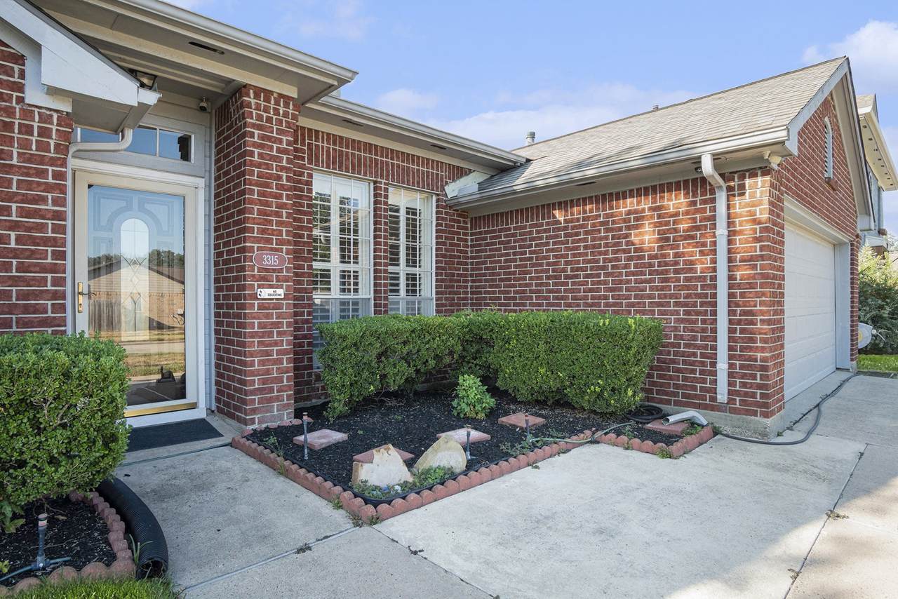 3315 Mourning Dove Drive - Photo 1