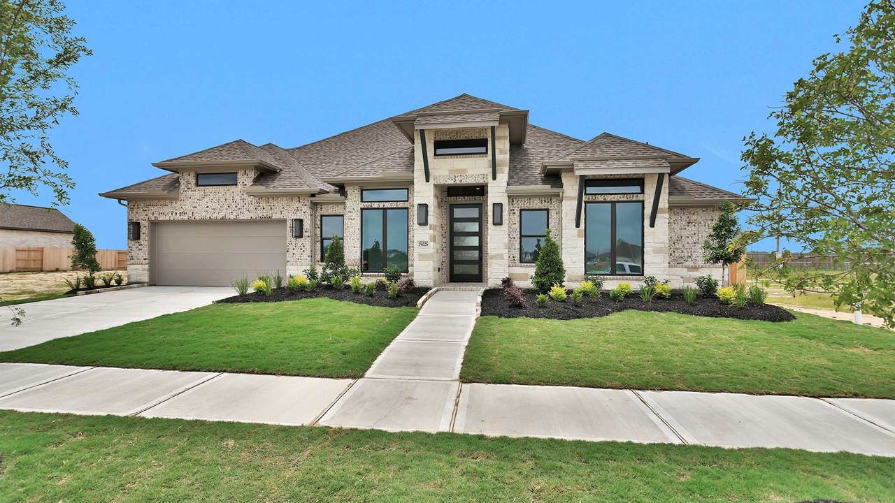 19026 Mandarin Street - Photo 1