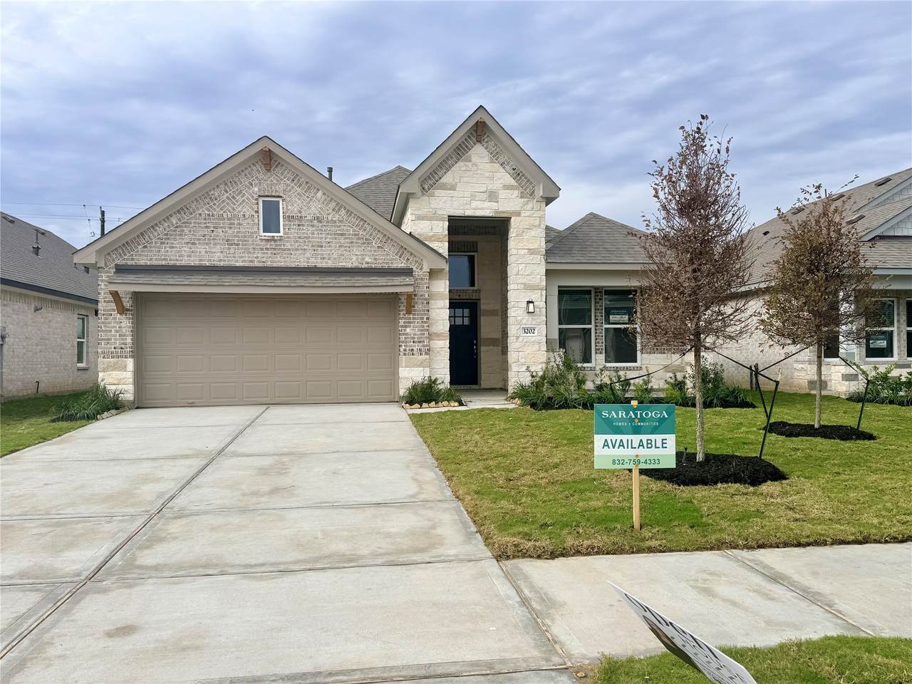 3202 Emerald Hills Dr - Photo 1