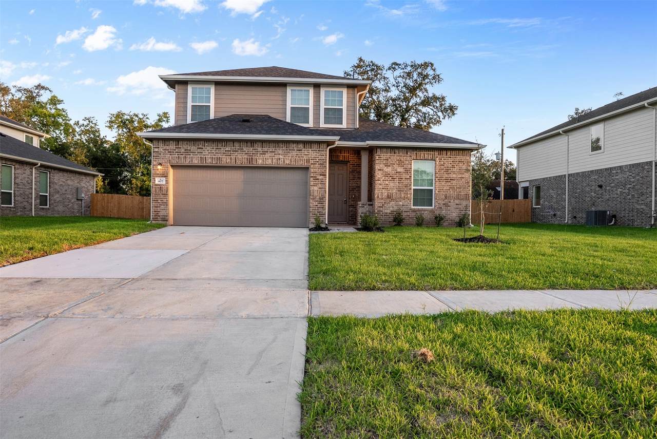 410 Magnolia Street - Photo 1