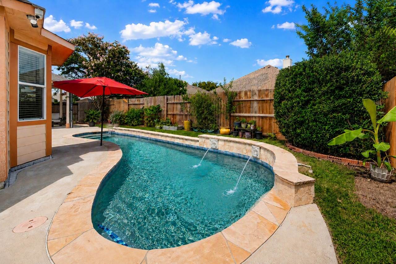 946 Maresca Lane - Photo 1