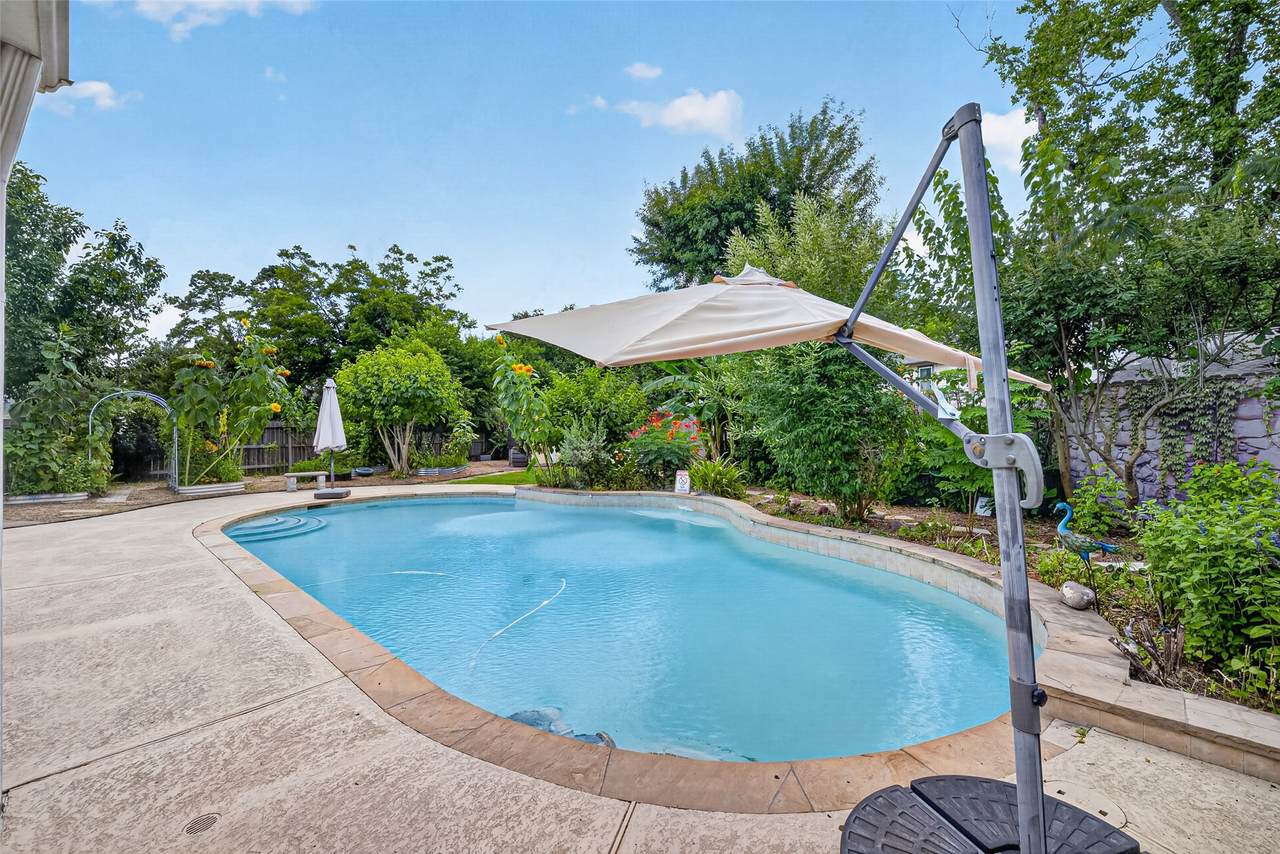 15806 Imperial Falls Court - Photo 1