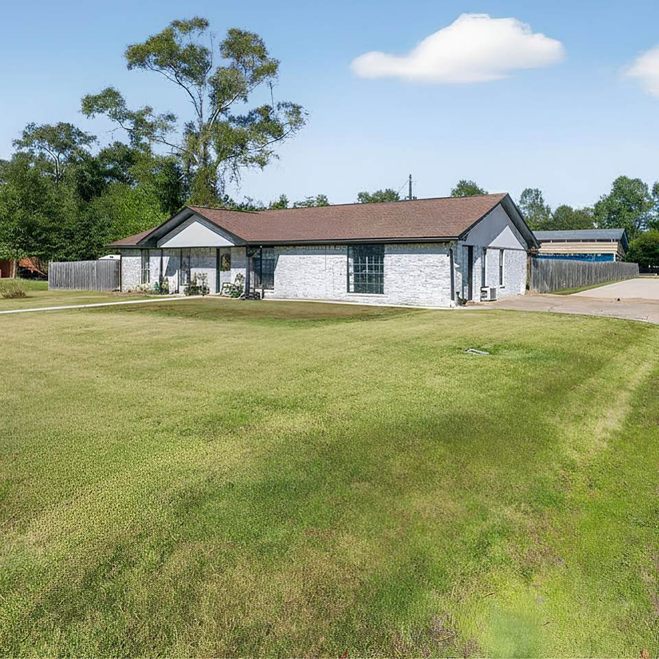 355 County Road 761 - Photo 1
