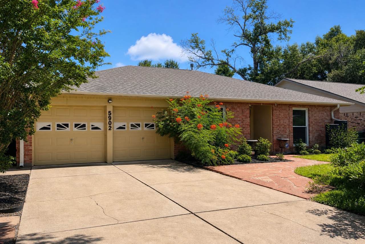 5902 Jim Street - Photo 1