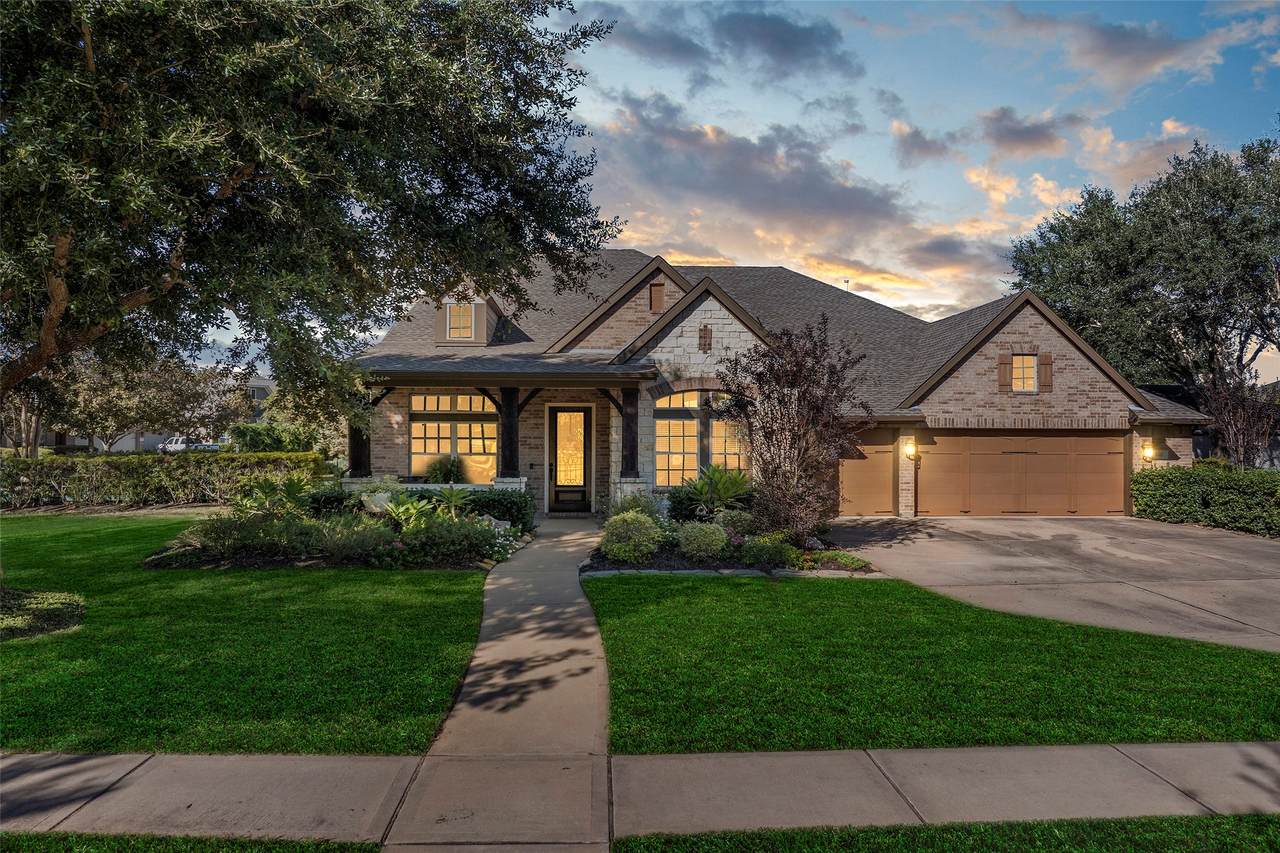 5327 Farm Way - Photo 1