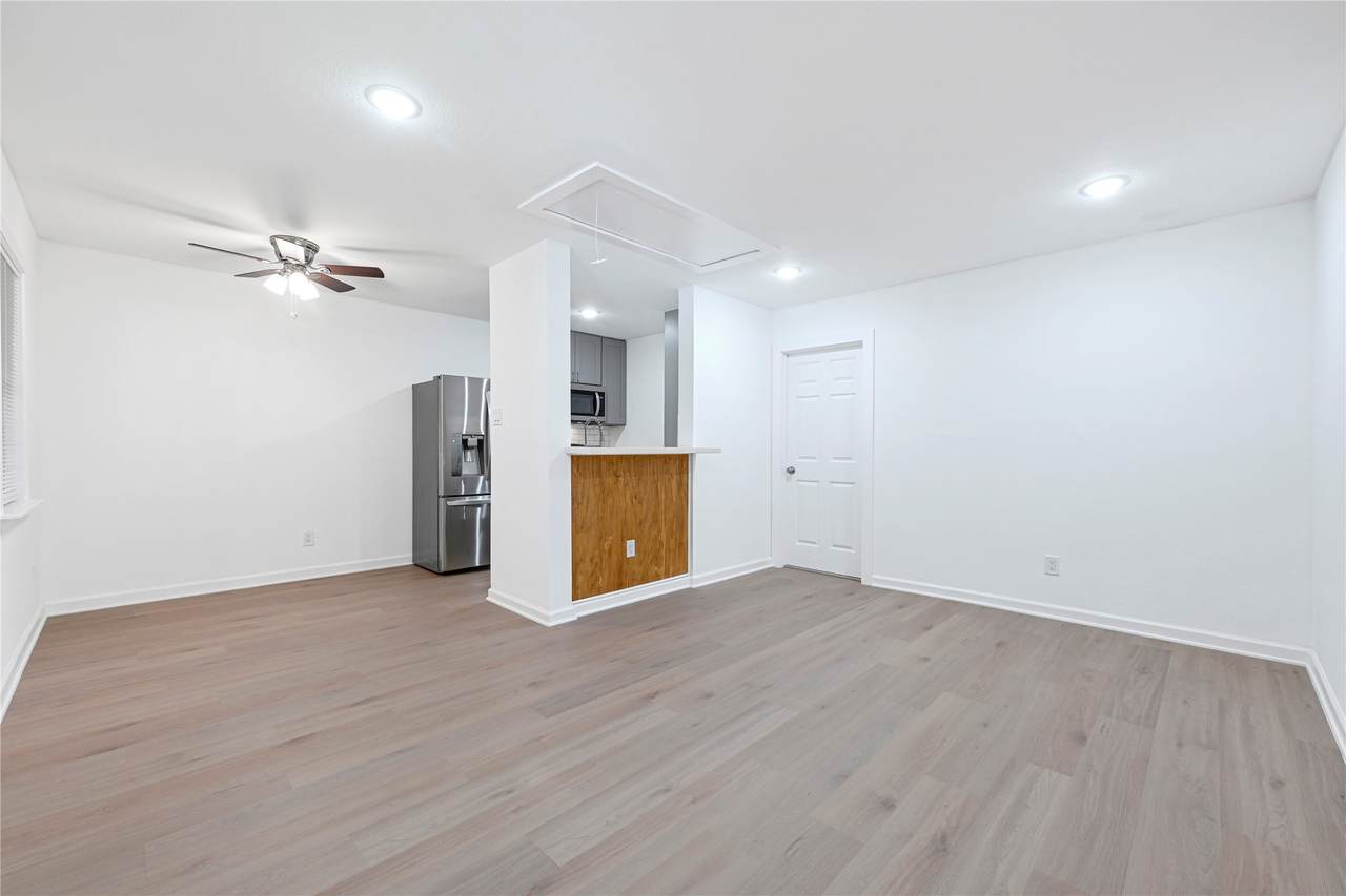 5718 Eskridge - Photo 1