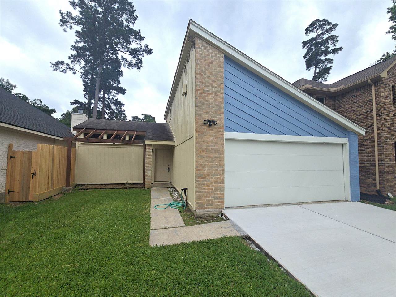 11231 Glenforest - Photo 1
