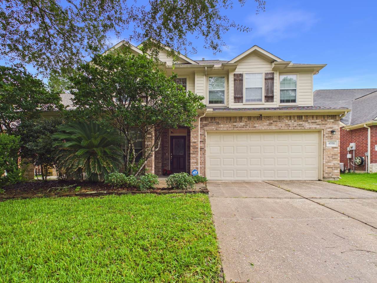 4702 Rolling View Court - Photo 1