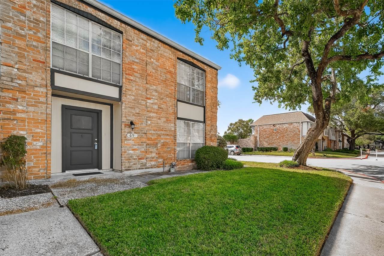 11002 Hammerly Boulevard - Photo 1