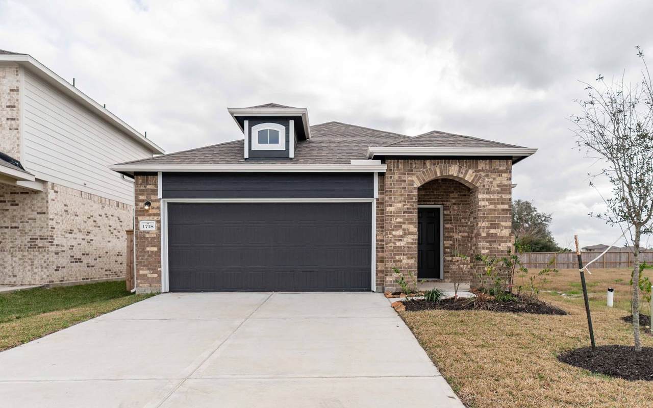 1718 Windrose Bend - Photo 1