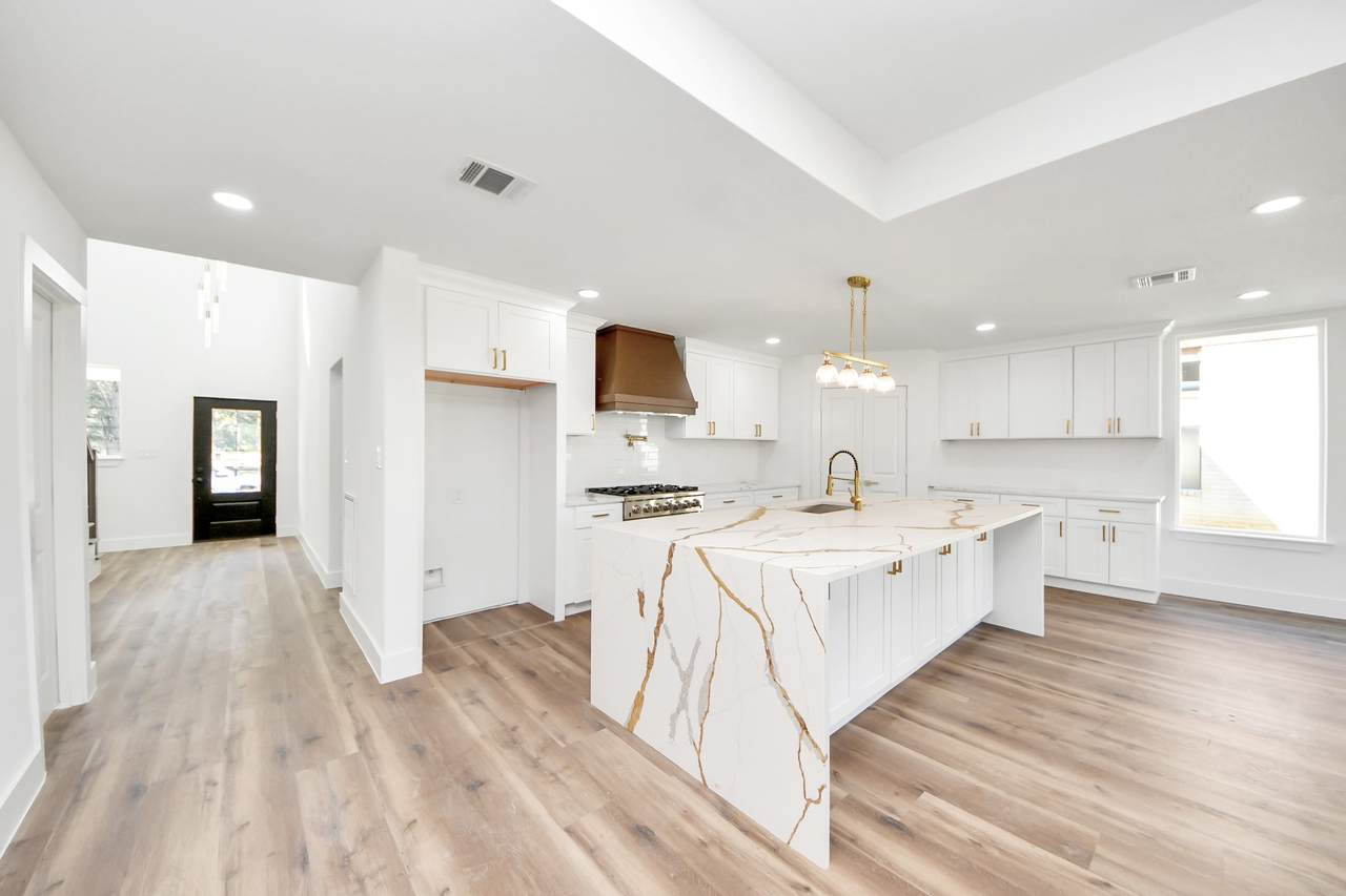 22 Presidio - Photo 1