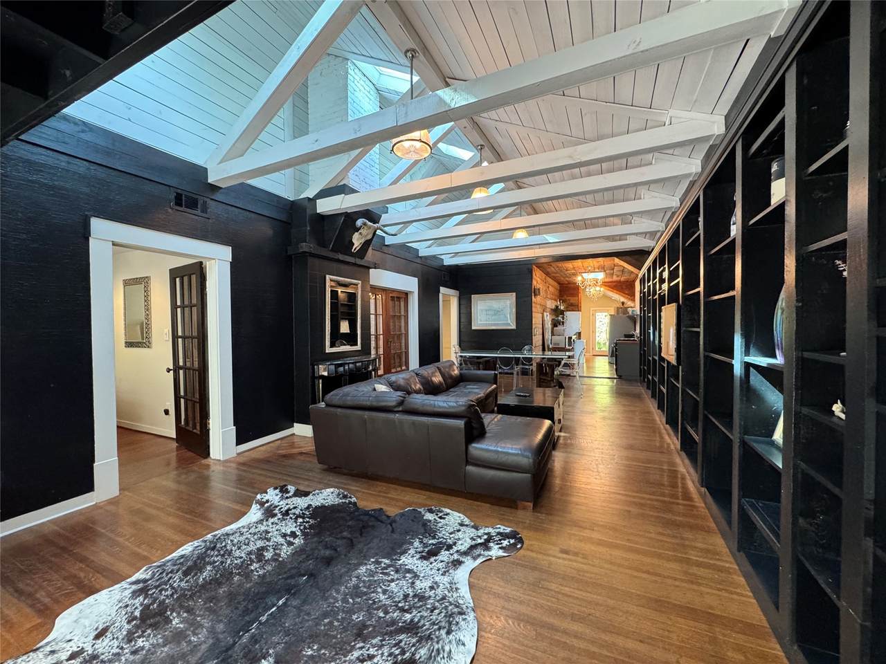 4204 Stanford Street - Photo 1