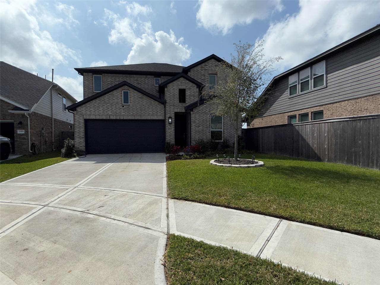 2412 Elliott Shore Lane - Photo 1