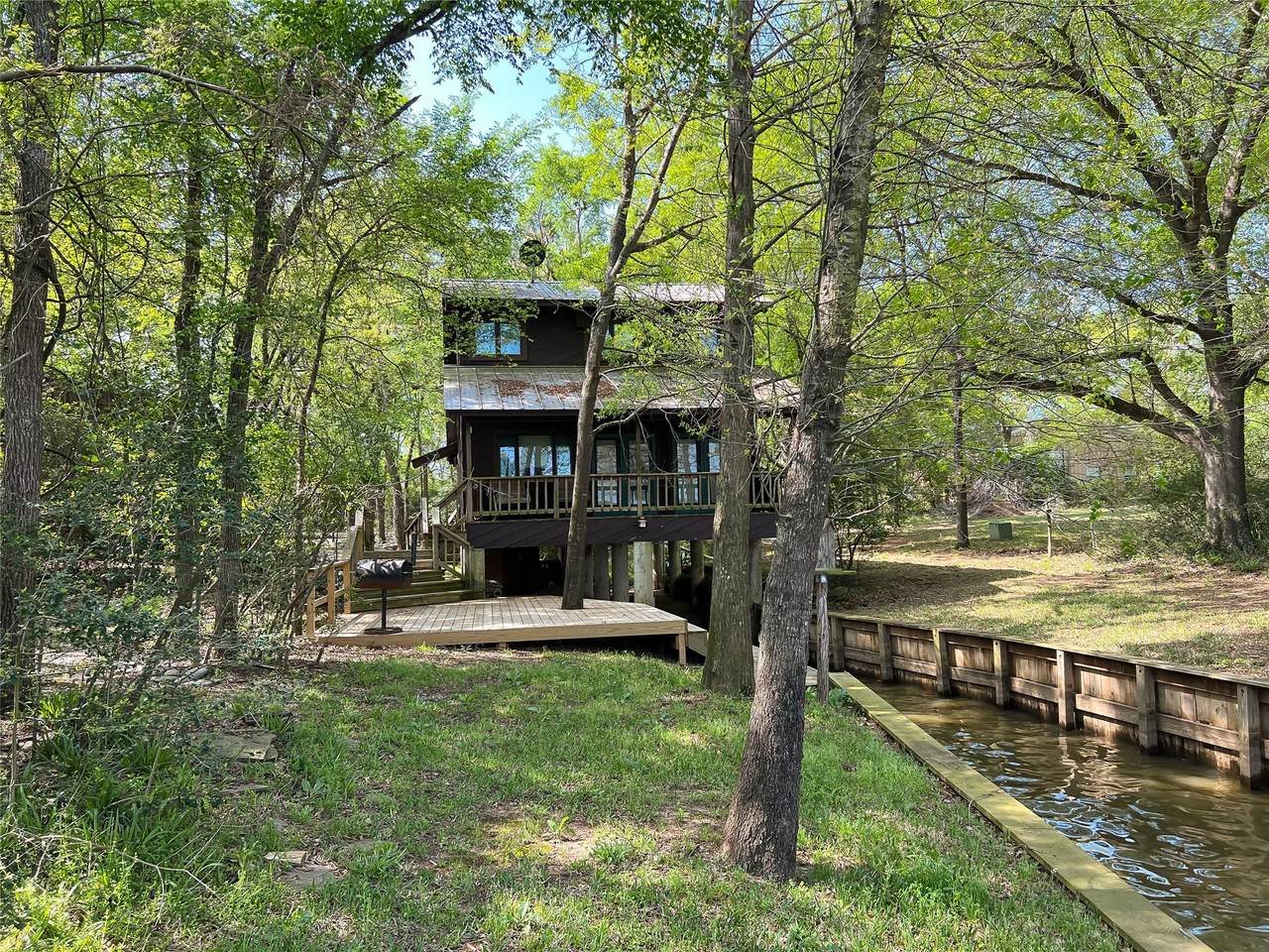 6019 County Road 374 - Photo 1