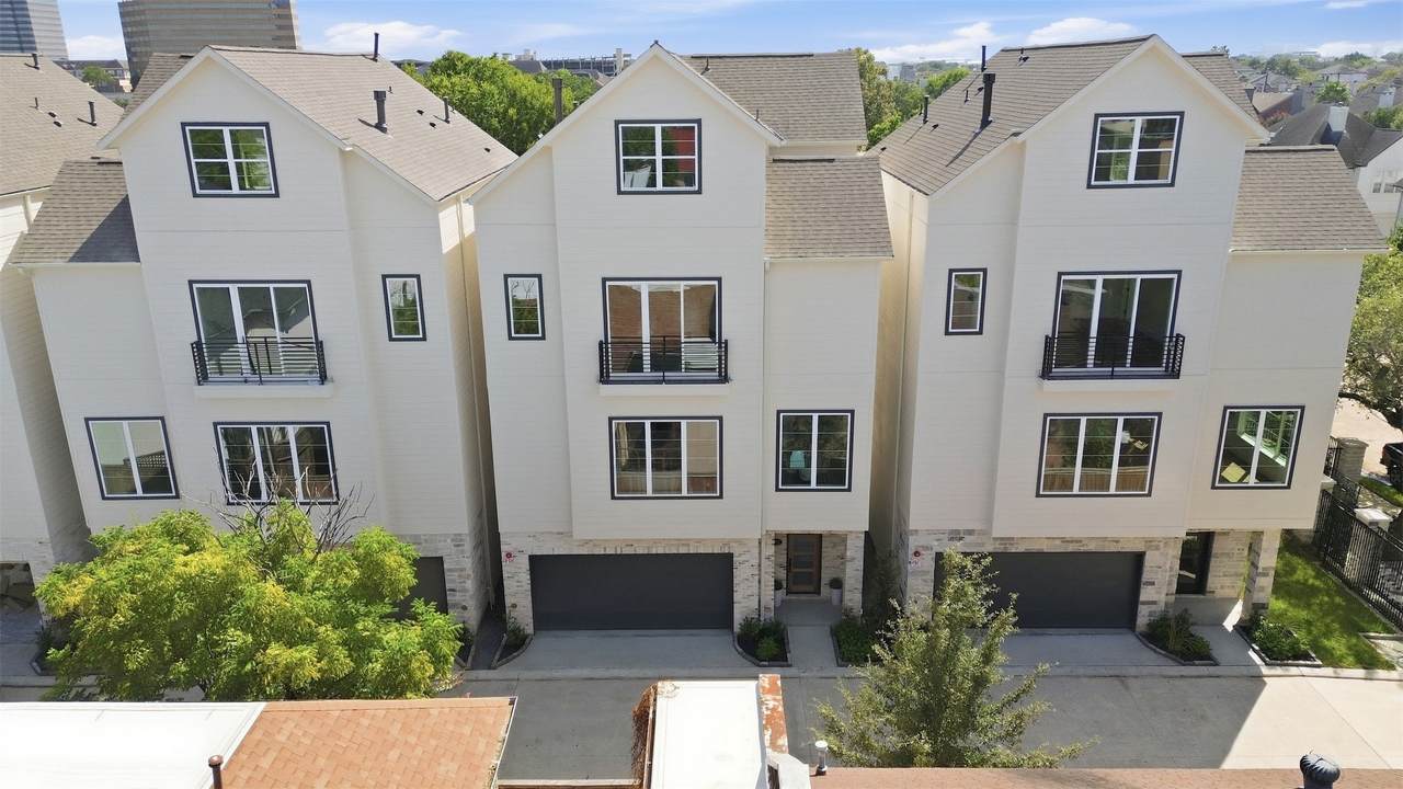 2111 Nantucket Drive - Photo 1
