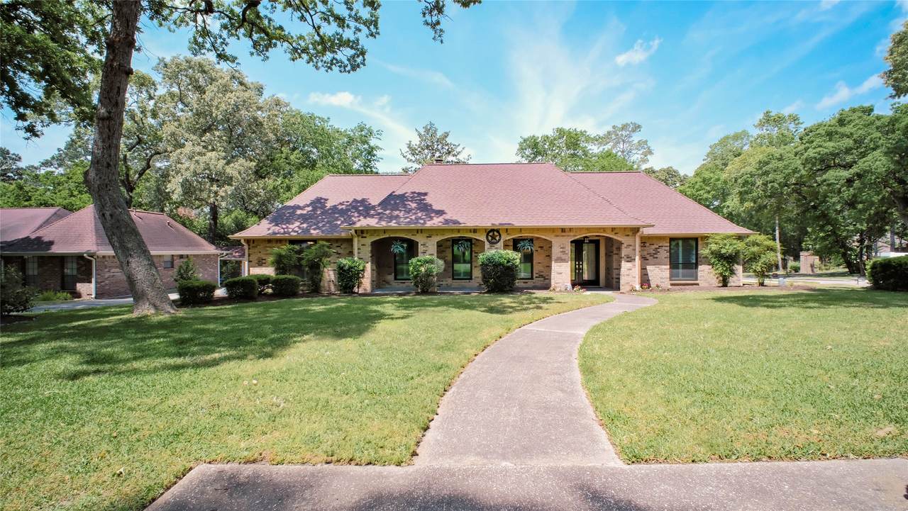 26 Royal Dalton Circle - Photo 1