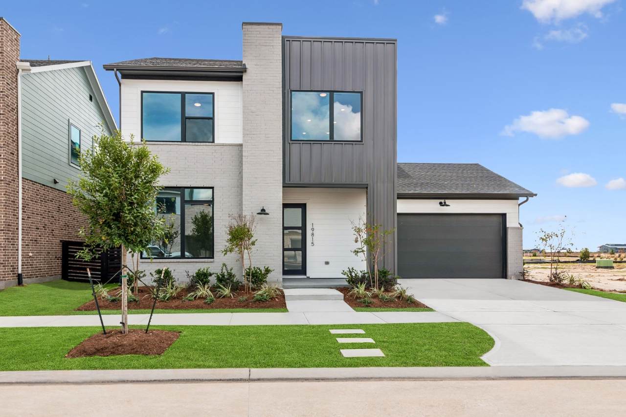 19815 Moonflower Meadow Street - Photo 1