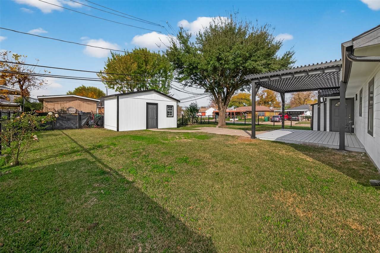 3527 La Retama Dr Drive - Photo 1