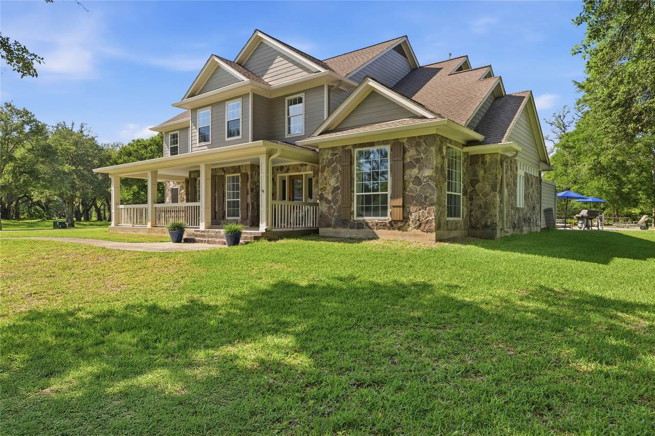 9500 Live Oak Court - Photo 1