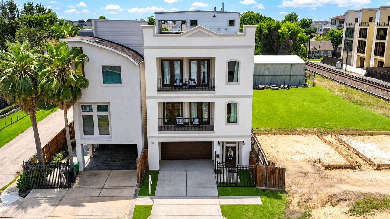 1509 Holly Street - Photo 1