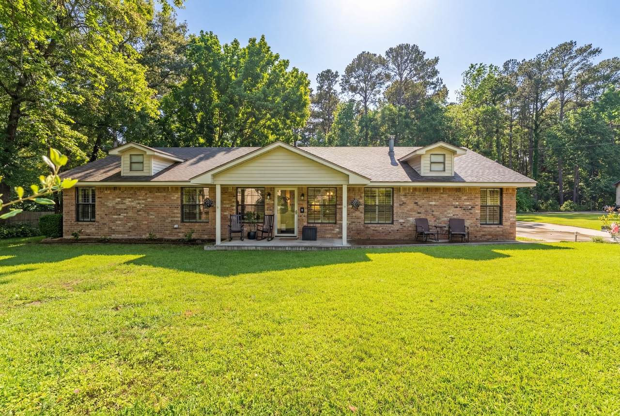 129 Pine Valley Drive - Photo 1