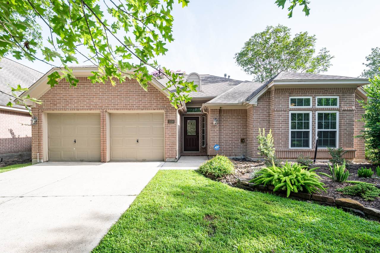 2506 Strathford Lane - Photo 1