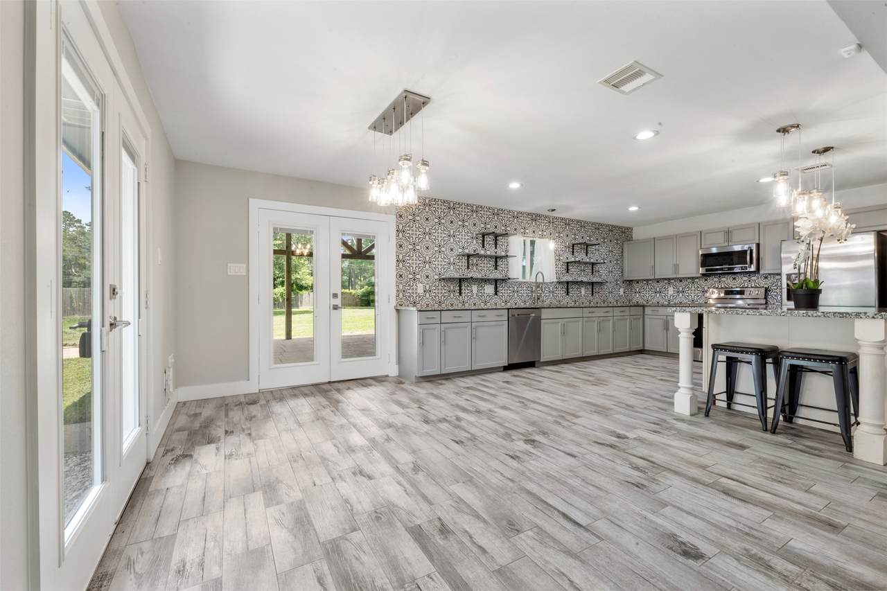 15151 Robin Trail - Photo 1