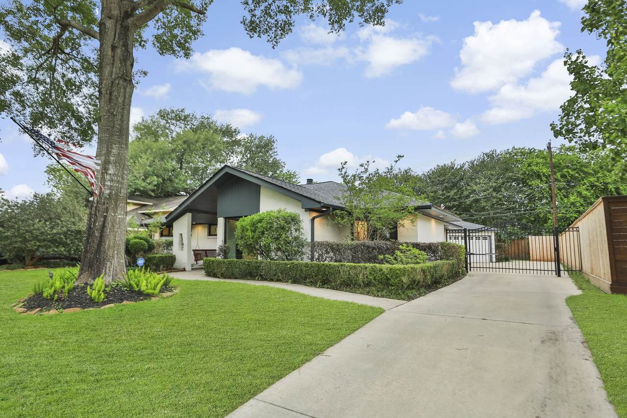 10406 Cliffwood Drive - Photo 1