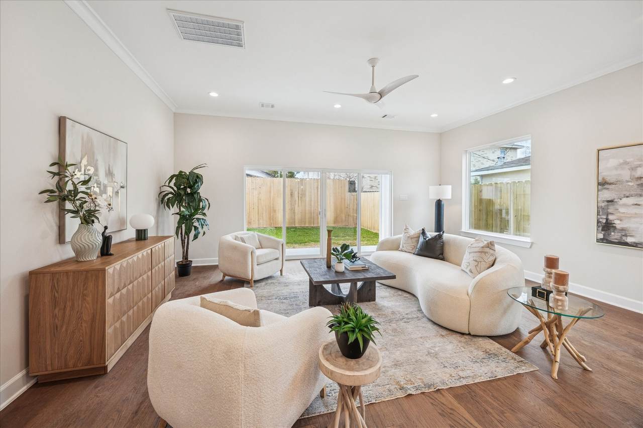 1303 Cordell Street - Photo 1