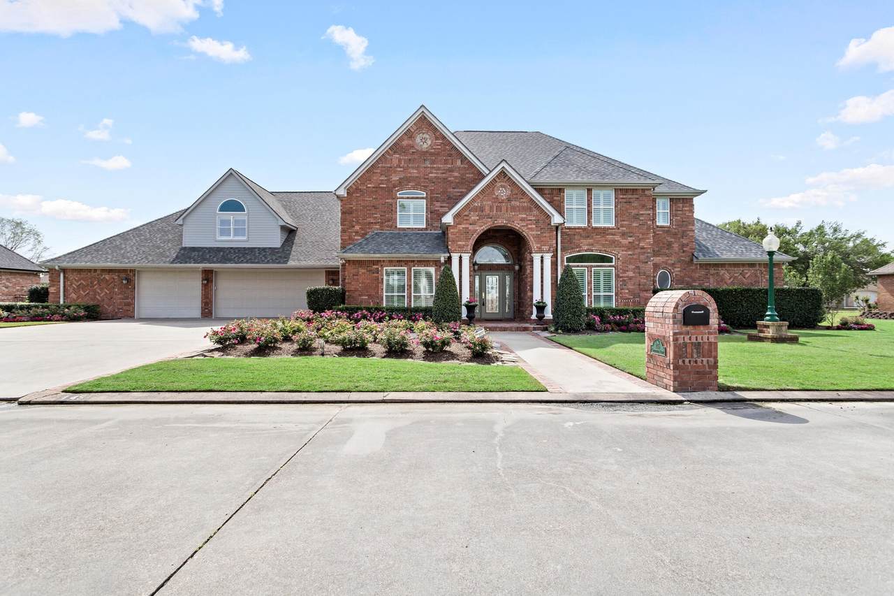 145 Greenhead Point Drive - Photo 1