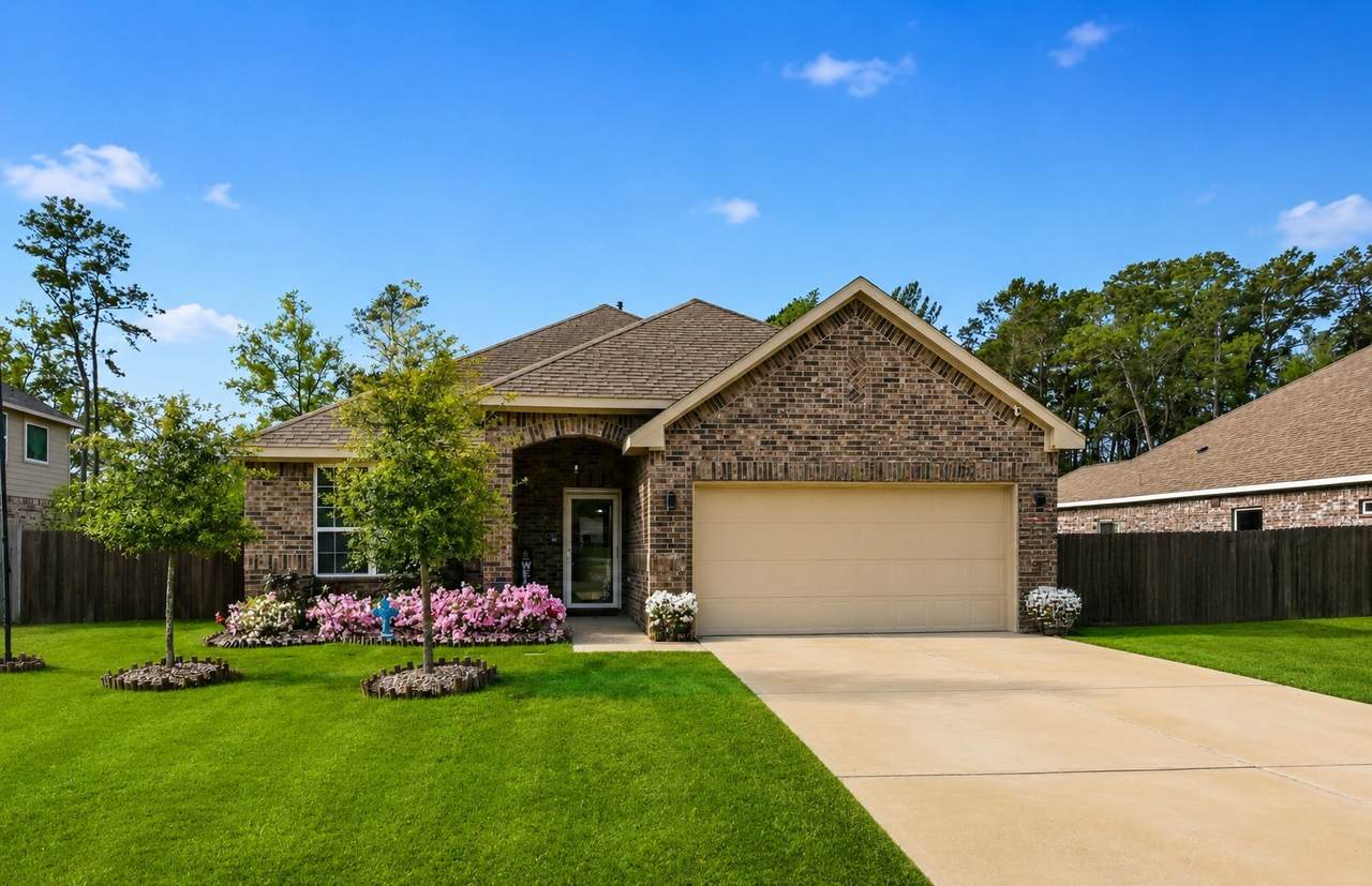658 Linnwood Drive - Photo 1