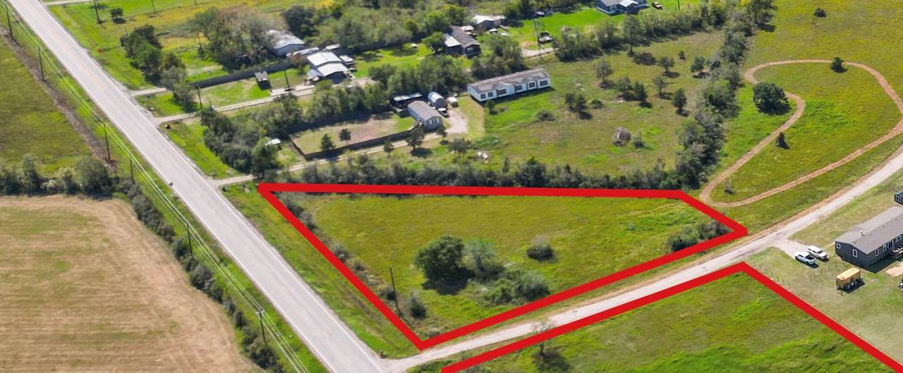 8704 Fm 646 Road - Photo 1