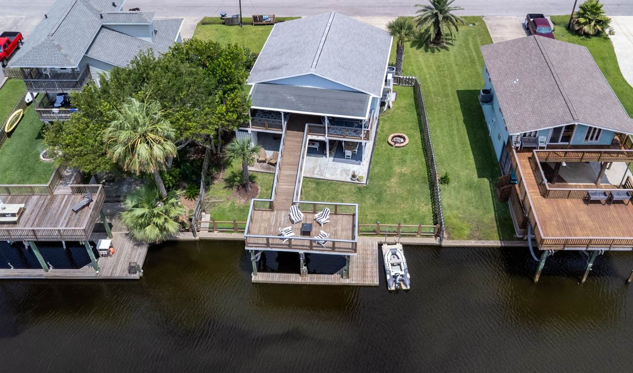 16627 Bermuda Way - Photo 1