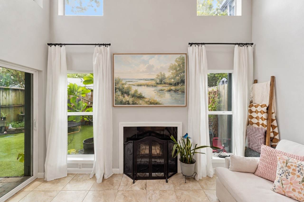 735 Worthshire Street - Photo 1