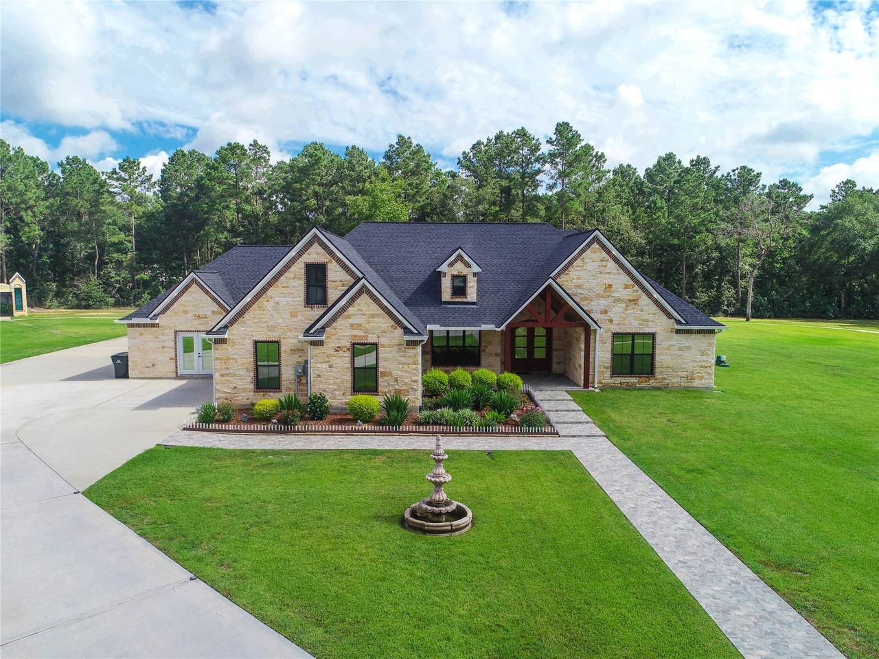 11173 County Road 302 - Photo 1